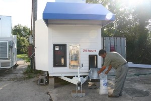 Ice & Water Vending Machine